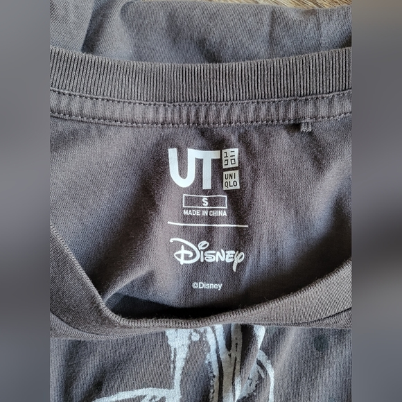 Uniqlo Disney Reflective Pinocchio Tee size S - Picture 3 of 6